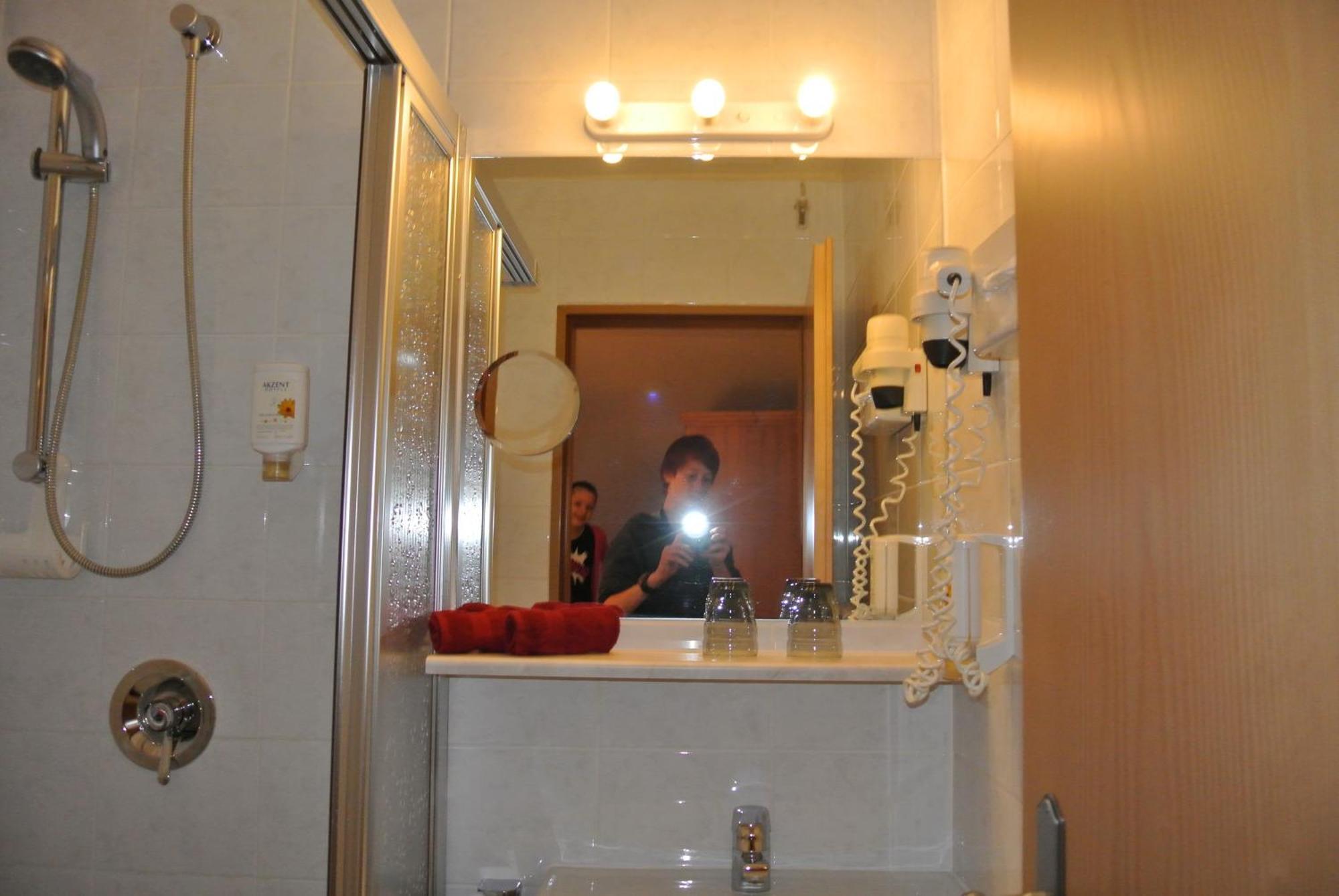 Akzent Hotel Am Bach Dettelbach Exteriér fotografie
